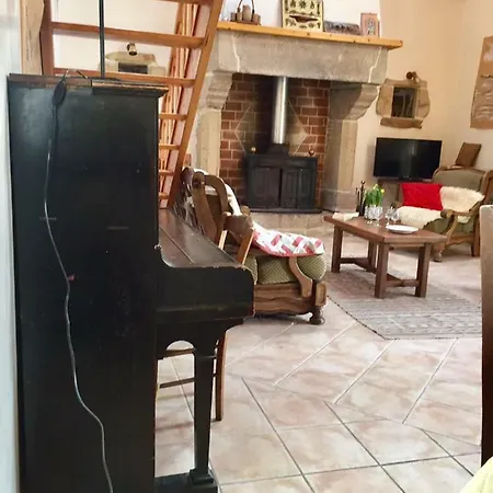 La Maison Perchee Casa de Férias *