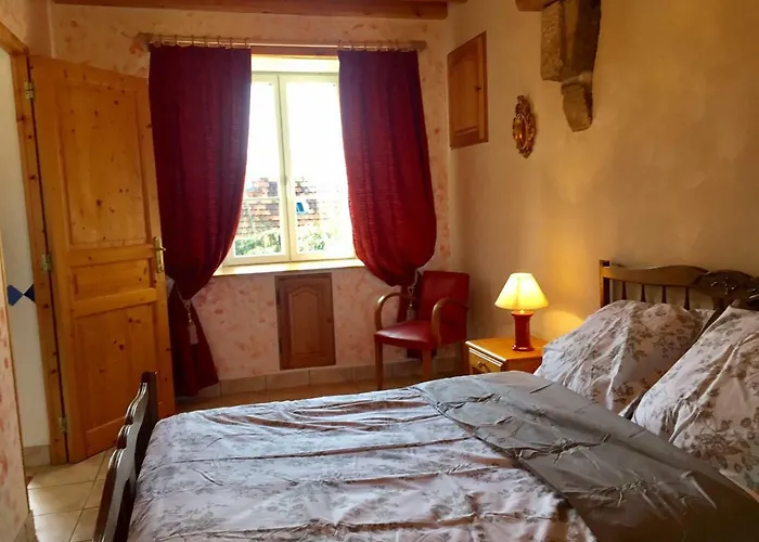 La Maison Perchée Le Vast